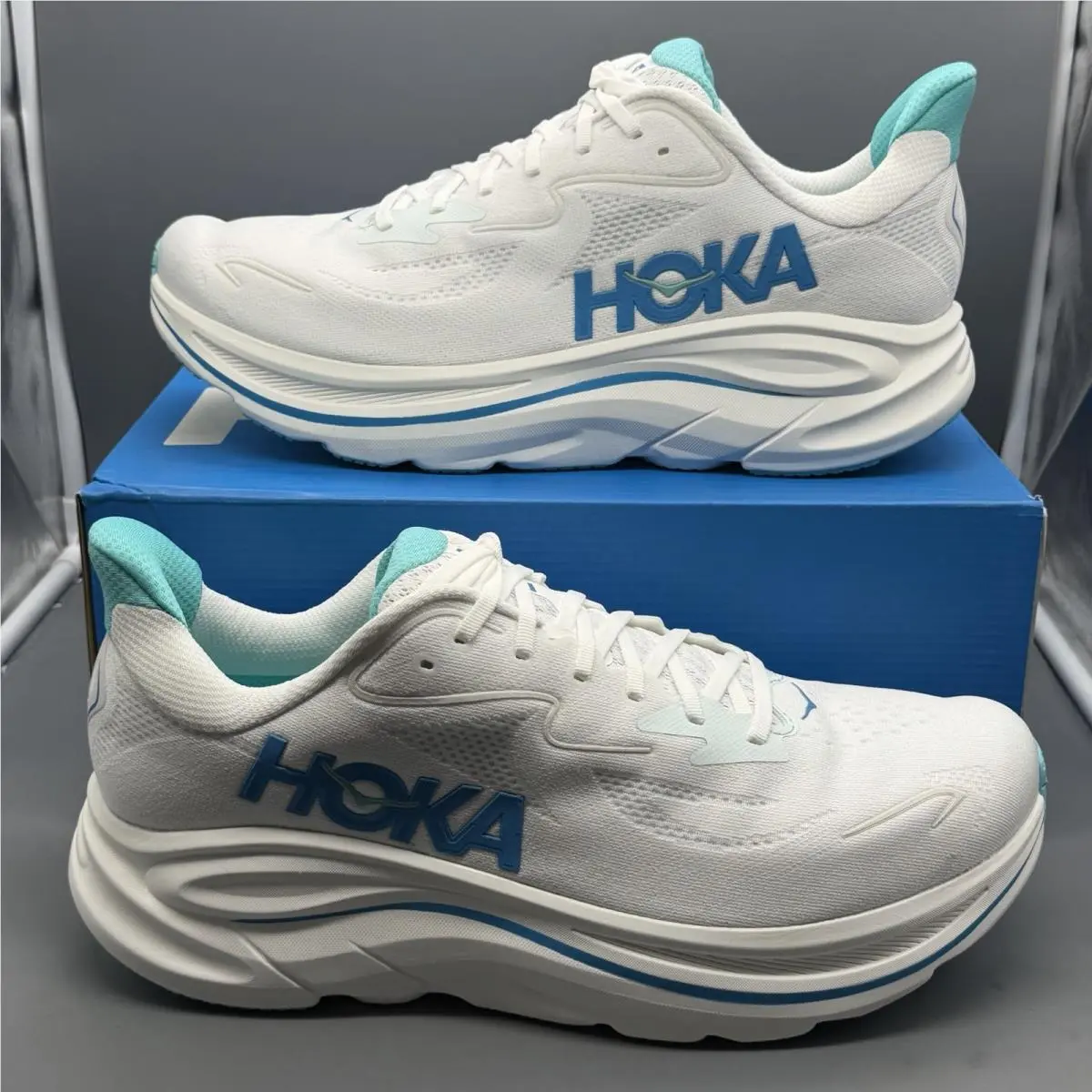 Hoka One One Clifton 10 Men’s 14 D Running Shoes Gym Training White Skyward Blue