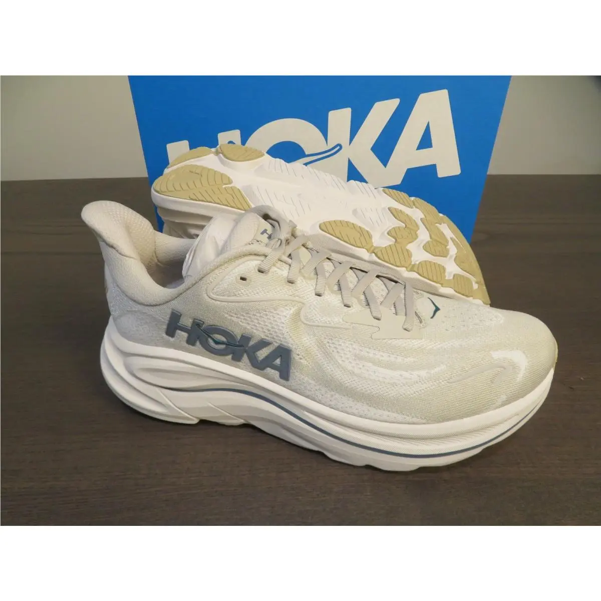 Hoka One One Clifton 10 Mens 11.5 Shoes 1162030 Ptyg Beige Running Gym Sneaker