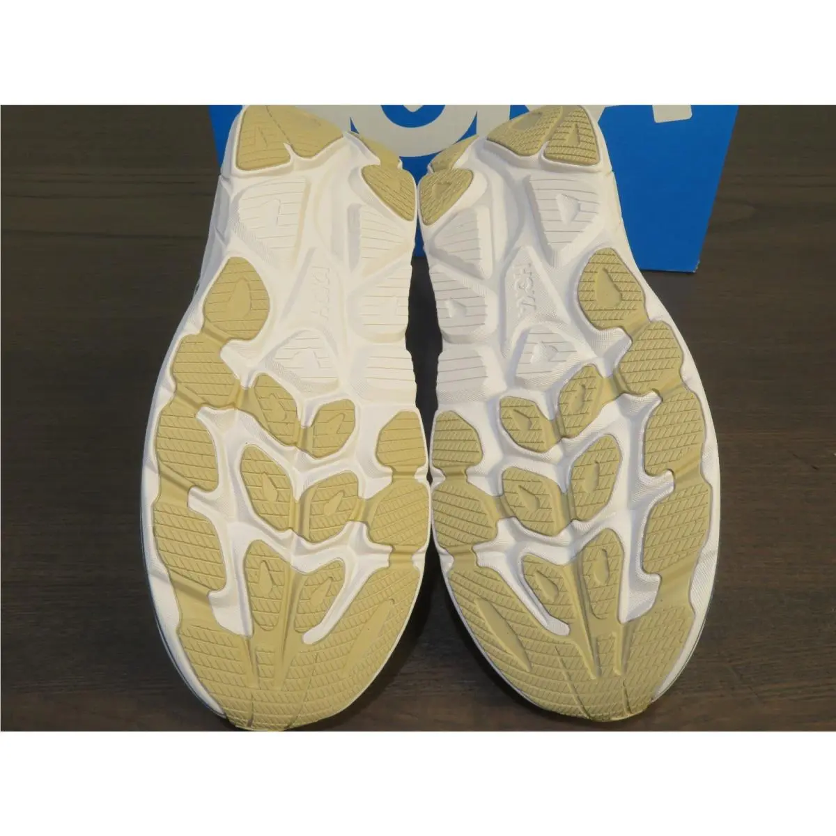 Hoka shoes - Hoka One One Clifton 10 - 1162030 PTYG - Beige 5