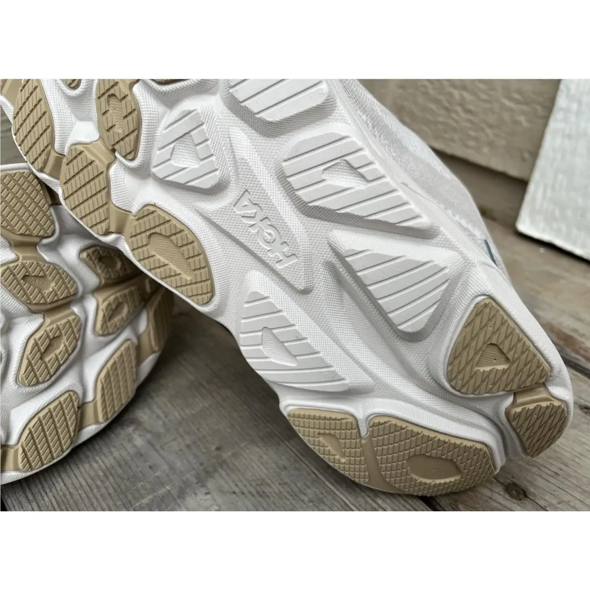 Hoka shoes - Hoka One One Clifton 10 - 1162030 PTYG - Putty/Grout 9