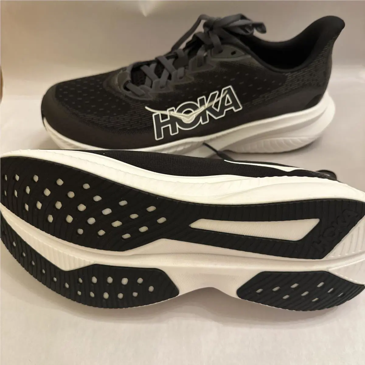 Hoka shoes - Hoka One One Mach 6 - Black 3