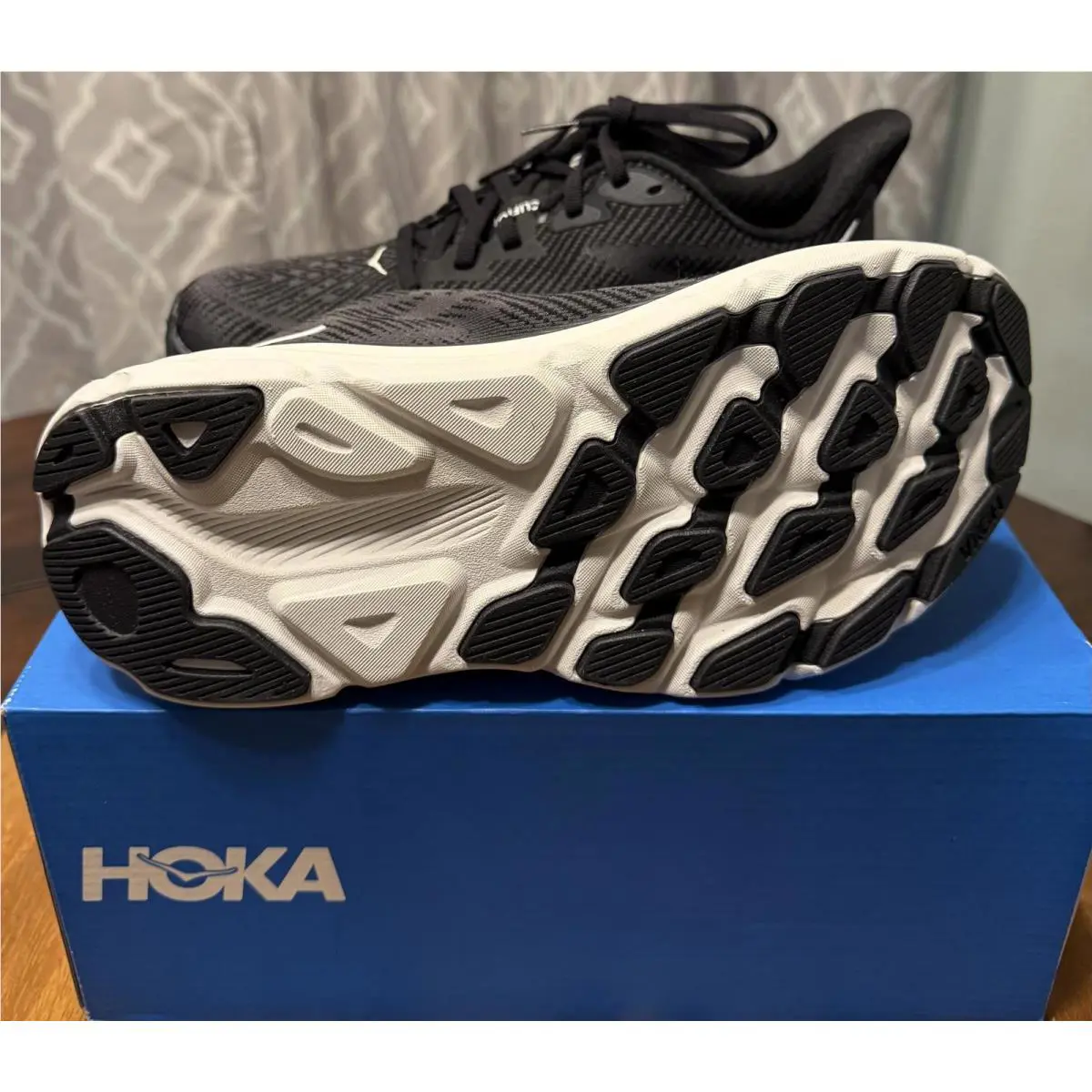 Hoka shoes - NA - Black 0