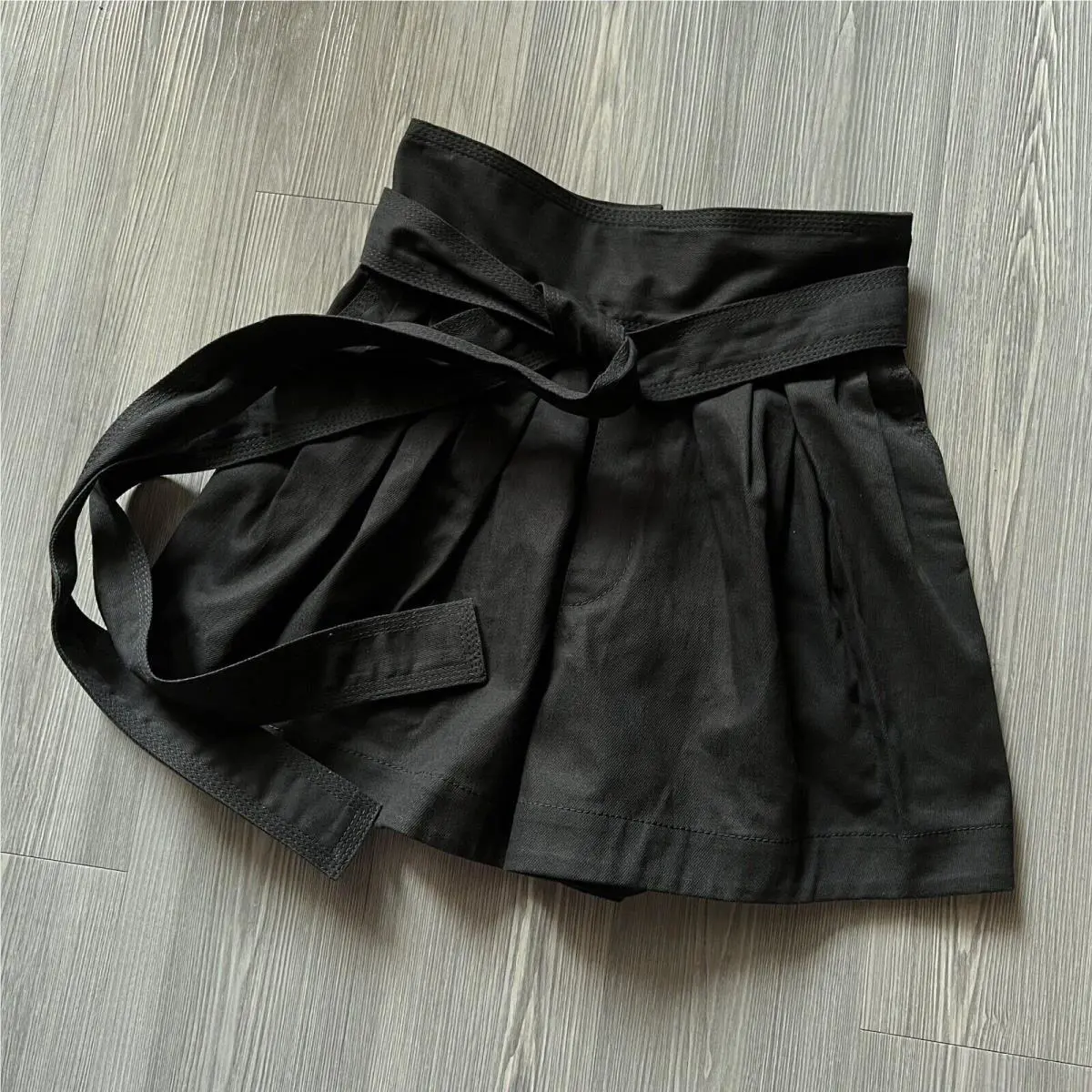 Marc Jacobs Shorts Runway Paper Bag Tie Up Womens Size 0 Denim Canvas Black