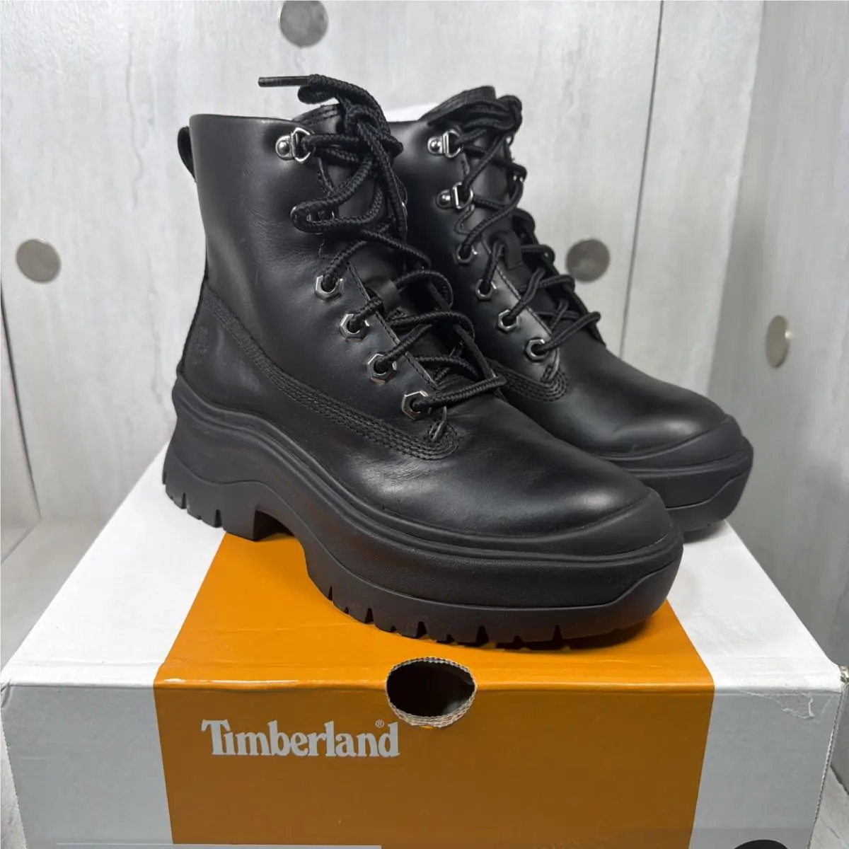 Timberland shoes - Black (UPC: 197065861513) 1