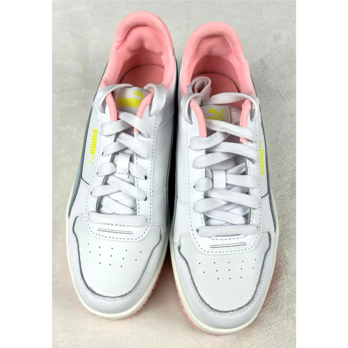 Puma shoes - PUMA Carina - Carina - 389390-37 - White 0