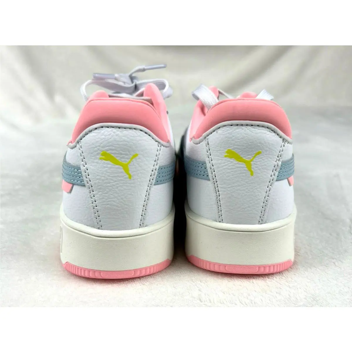 Puma shoes - PUMA Carina - Carina - 389390-37 - White 1