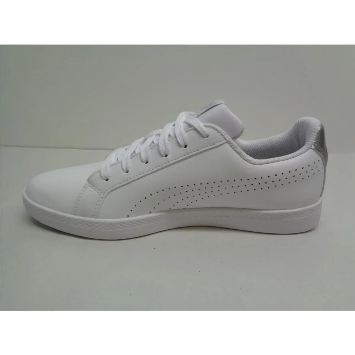 Puma shoes - White (UPC: 191239357826) 1