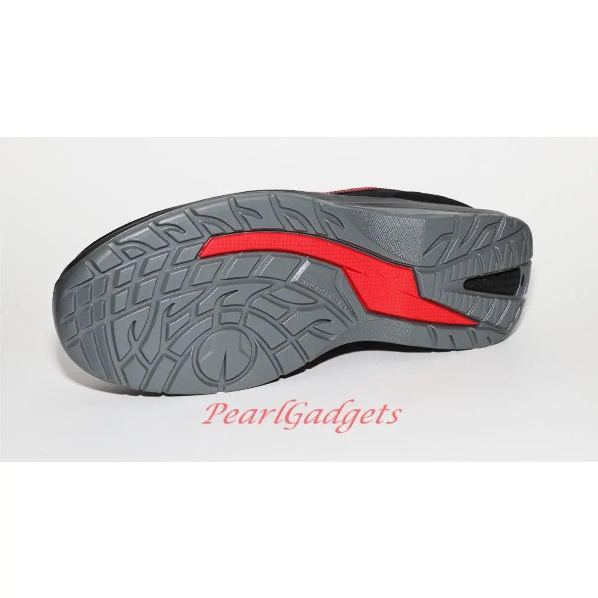 Puma shoes - Black / Red 4