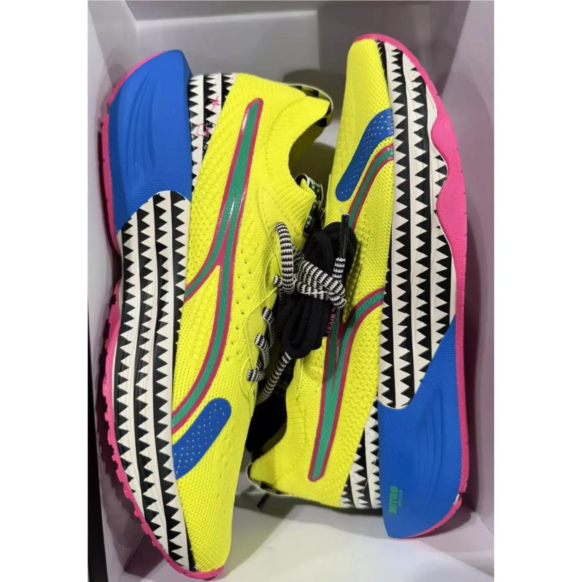 Puma shoes - PWR XX Nitro Luxe - PWR Nitro Luxe - Yellow 7