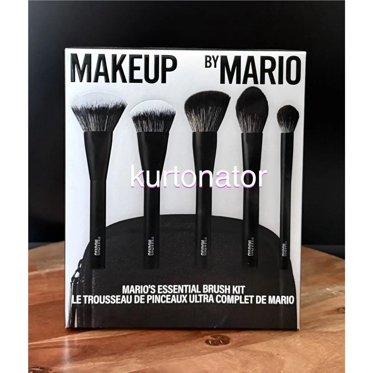 Makeup By Mario 5pc Essential Travel Face Brush Set Case Box Flaw Pics 2 6