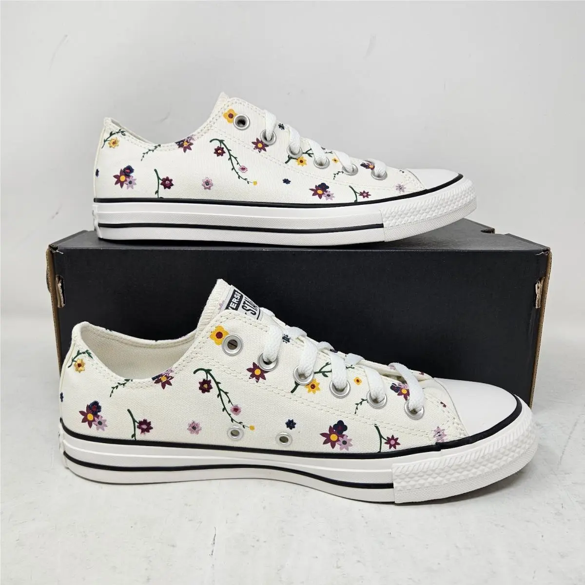 Converse shoes - Converse Chuck Taylor All Star Low - A16521F - White (UPC: 194435651392) 0