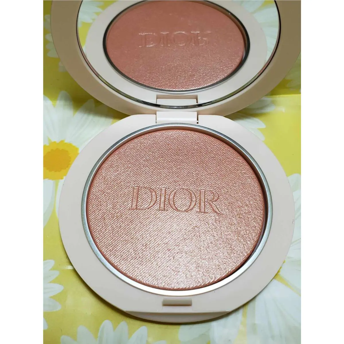 Dior Forever Couture Luminizer Intense Highlighting Powder 4 Golden Glow .21 oz