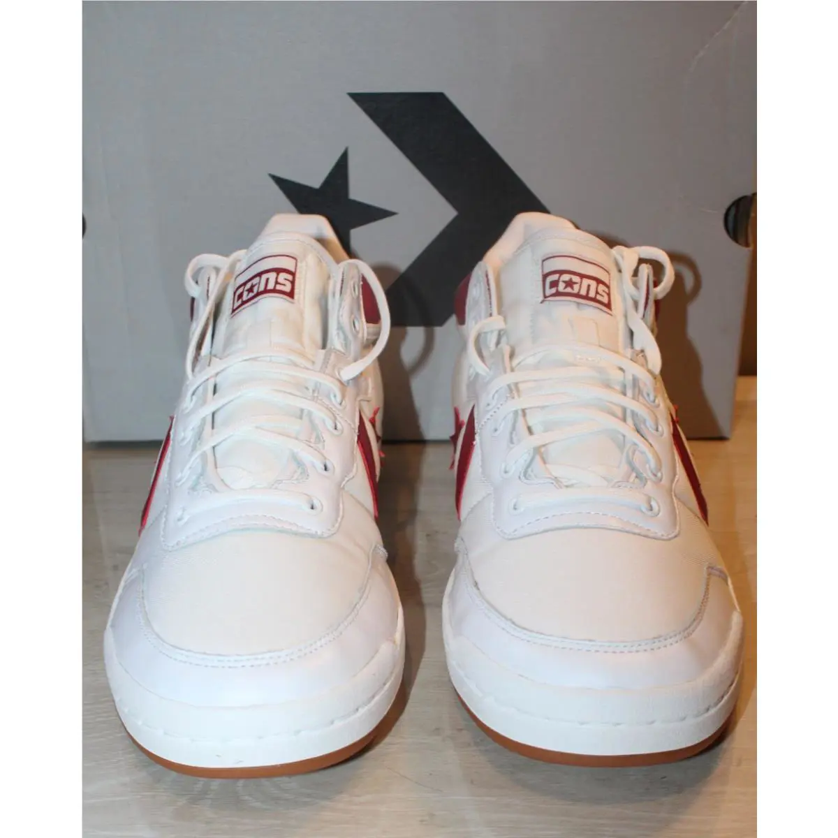 Converse shoes - White 1