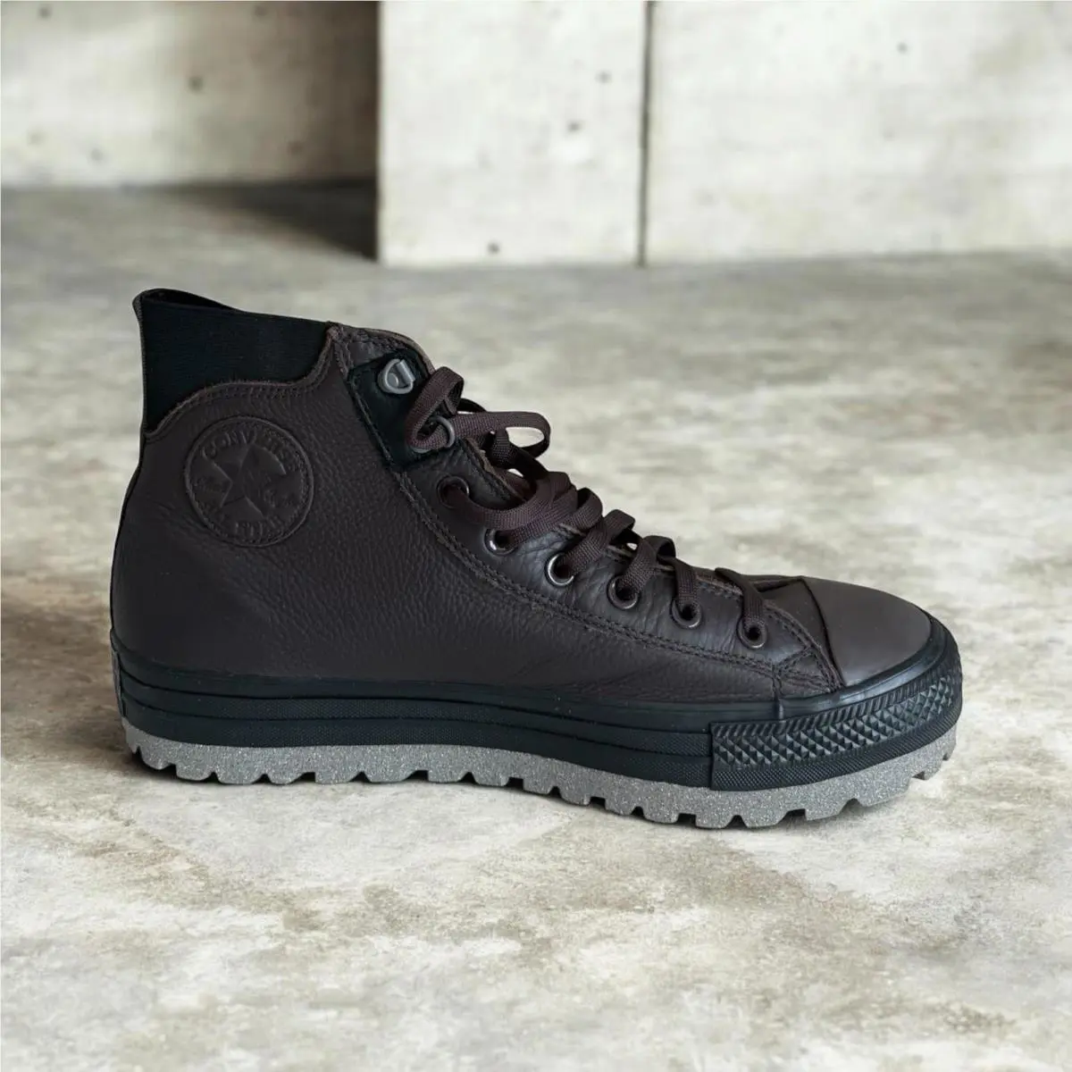 Converse shoes - Converse Chuck Taylor All Star Hi - Brown 2