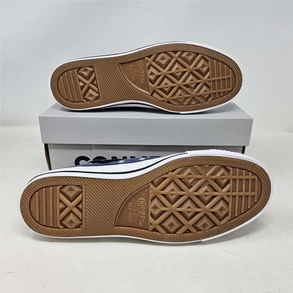 Converse shoes - Dark Waters / White (UPC: 194435052717) 1