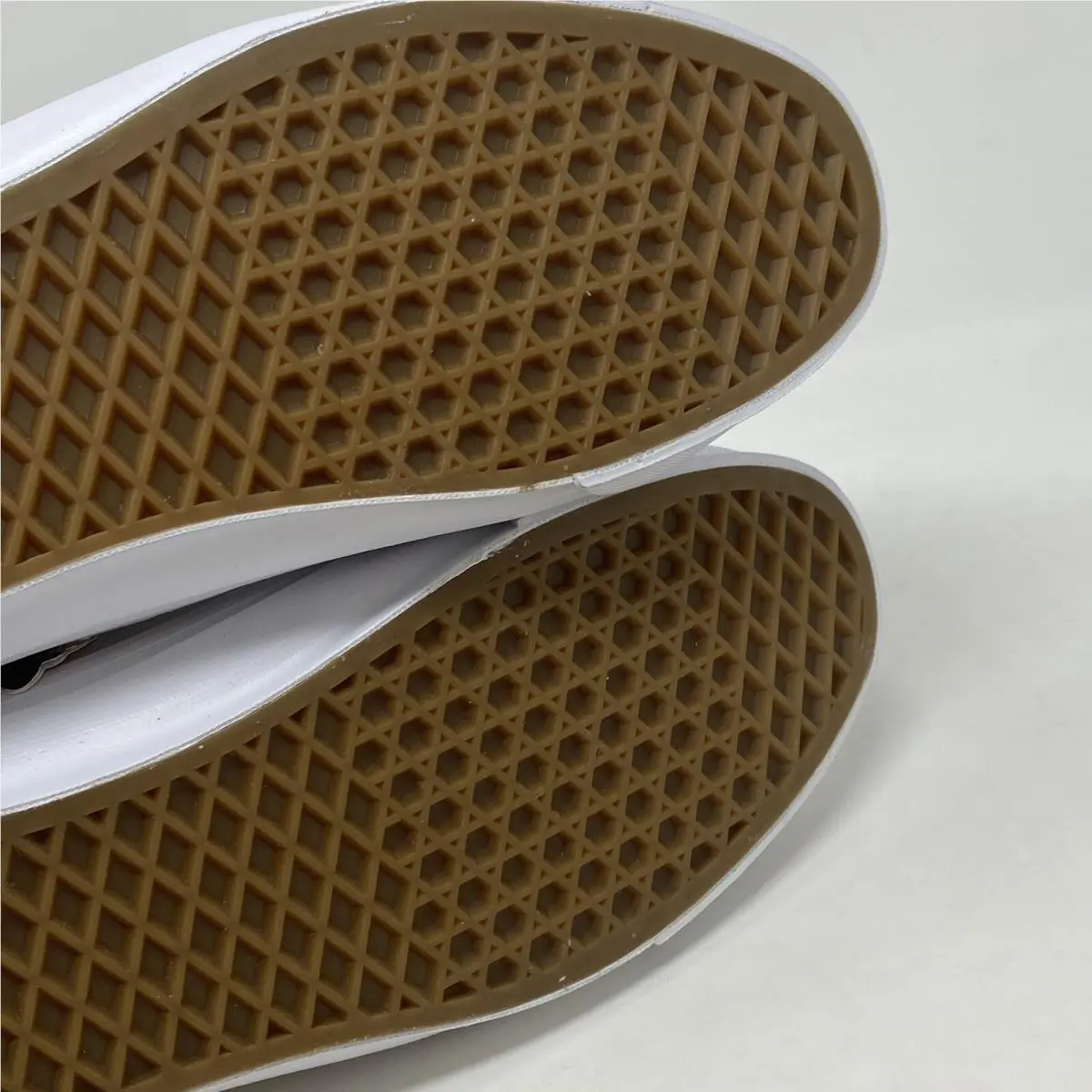 Vans shoes - White (UPC: 192828743952) 3
