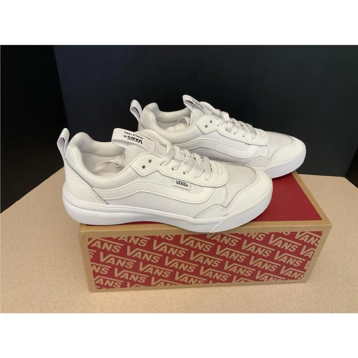 Womens Vans Range Exp Mesh True White Athletic Shoes. Size 7. Awesome