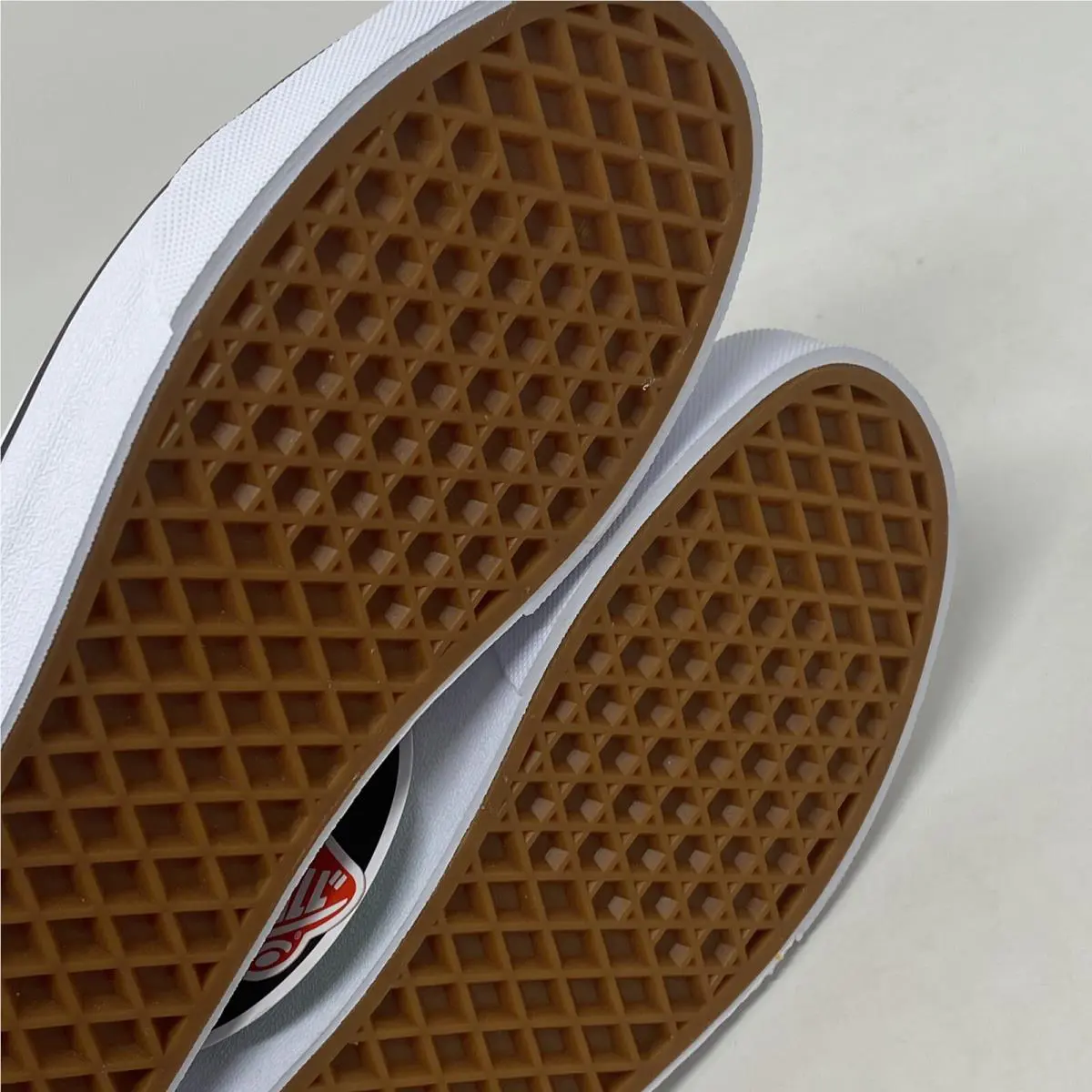 Vans shoes - Pink (UPC: 772204281126) 3