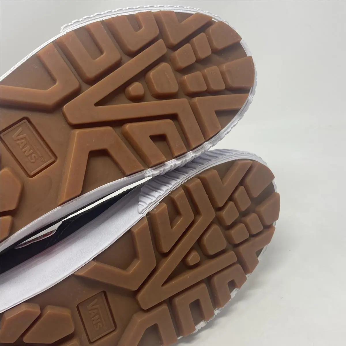 Vans shoes - Lug 66 - Lug - Multicolor (UPC: 192363861784) 3