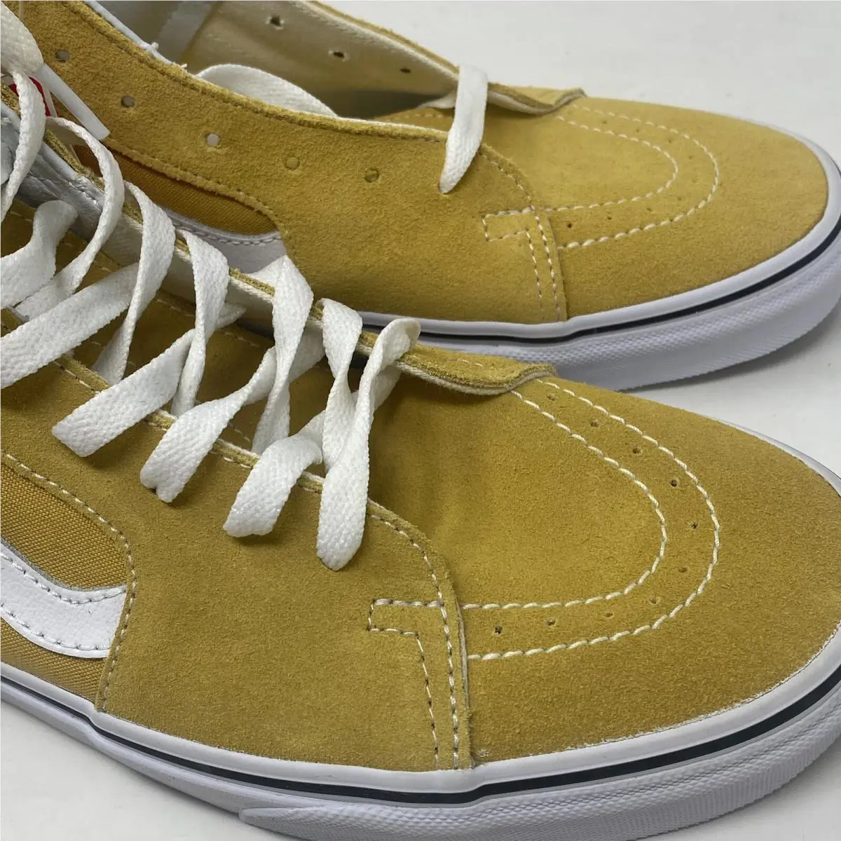 Vans shoes - Vans Sk8 Hi - White (UPC: 191476718114) 1