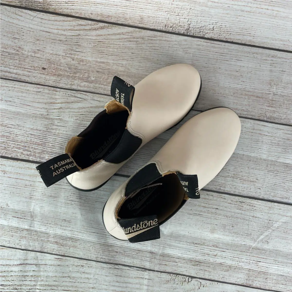 Blundstone shoes - White 5