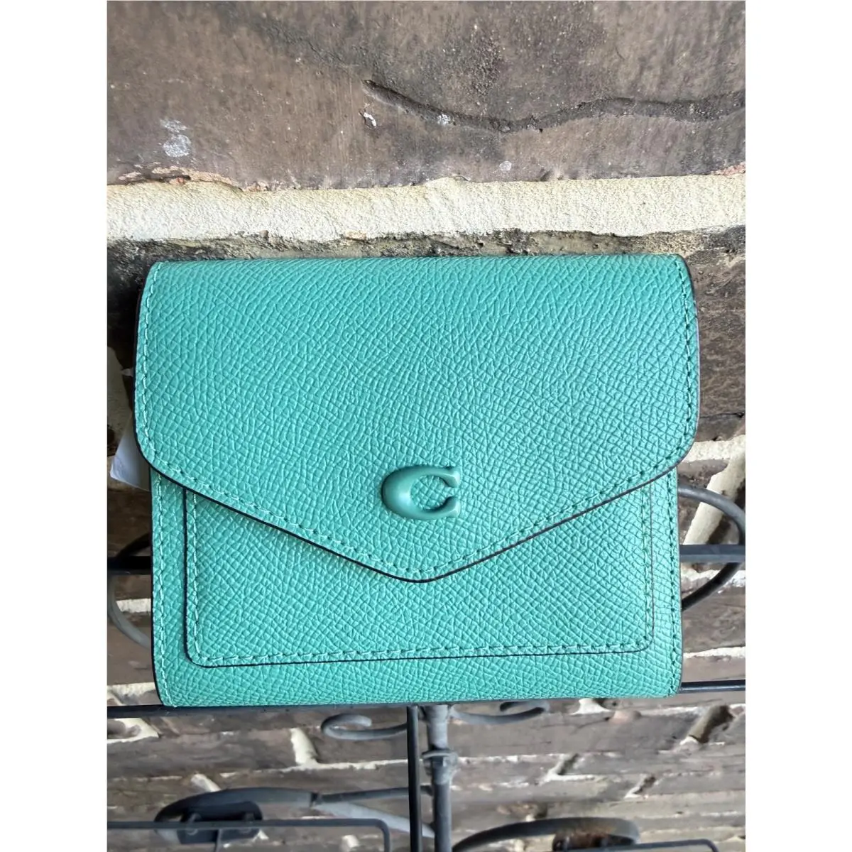Coach Wyn Logo Cross-grained Leather Small Wallet Bright Green