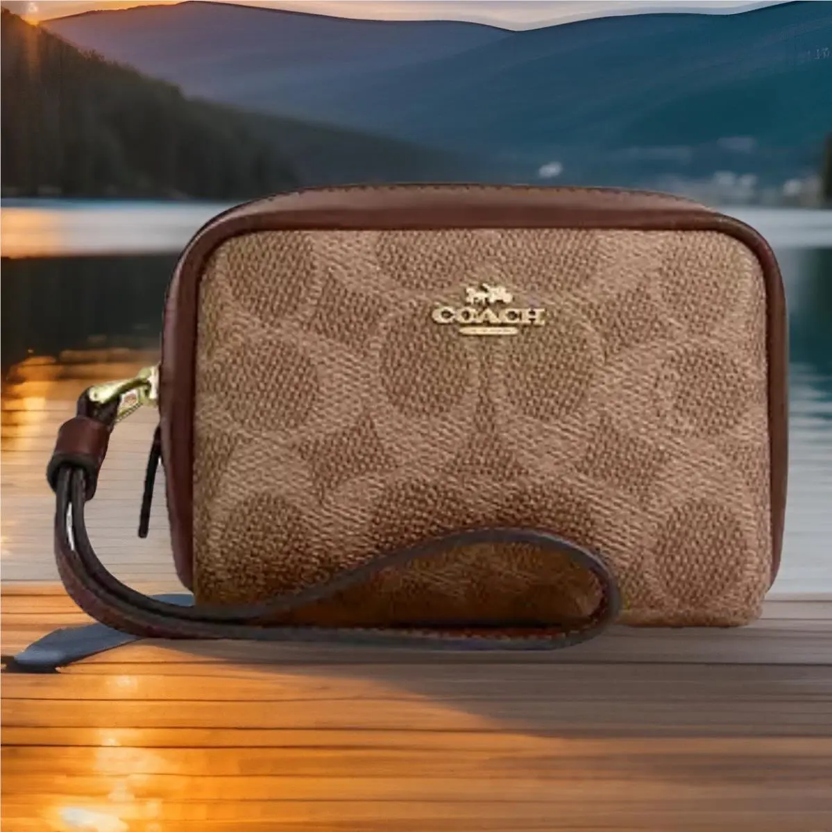 Coach Signature Logo Tan Brown Pouch Wristlet Zip Gold Hardware Designer