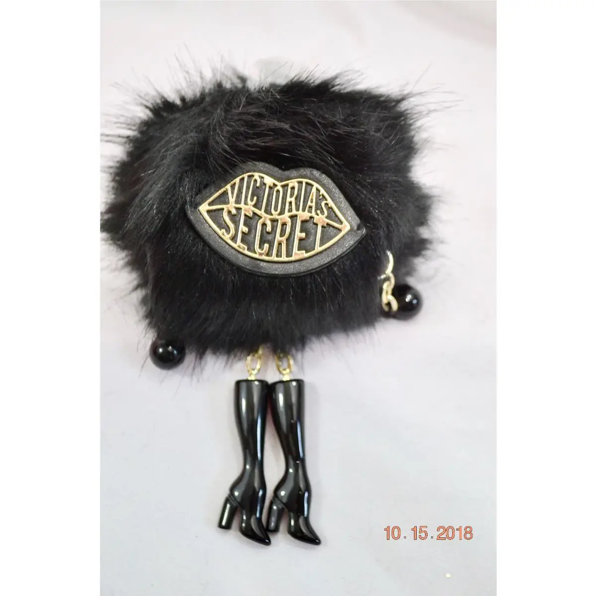 Victorias Secret Angel Wing Bling Pom Pom Runway Key Ring Chain Bag Charm
