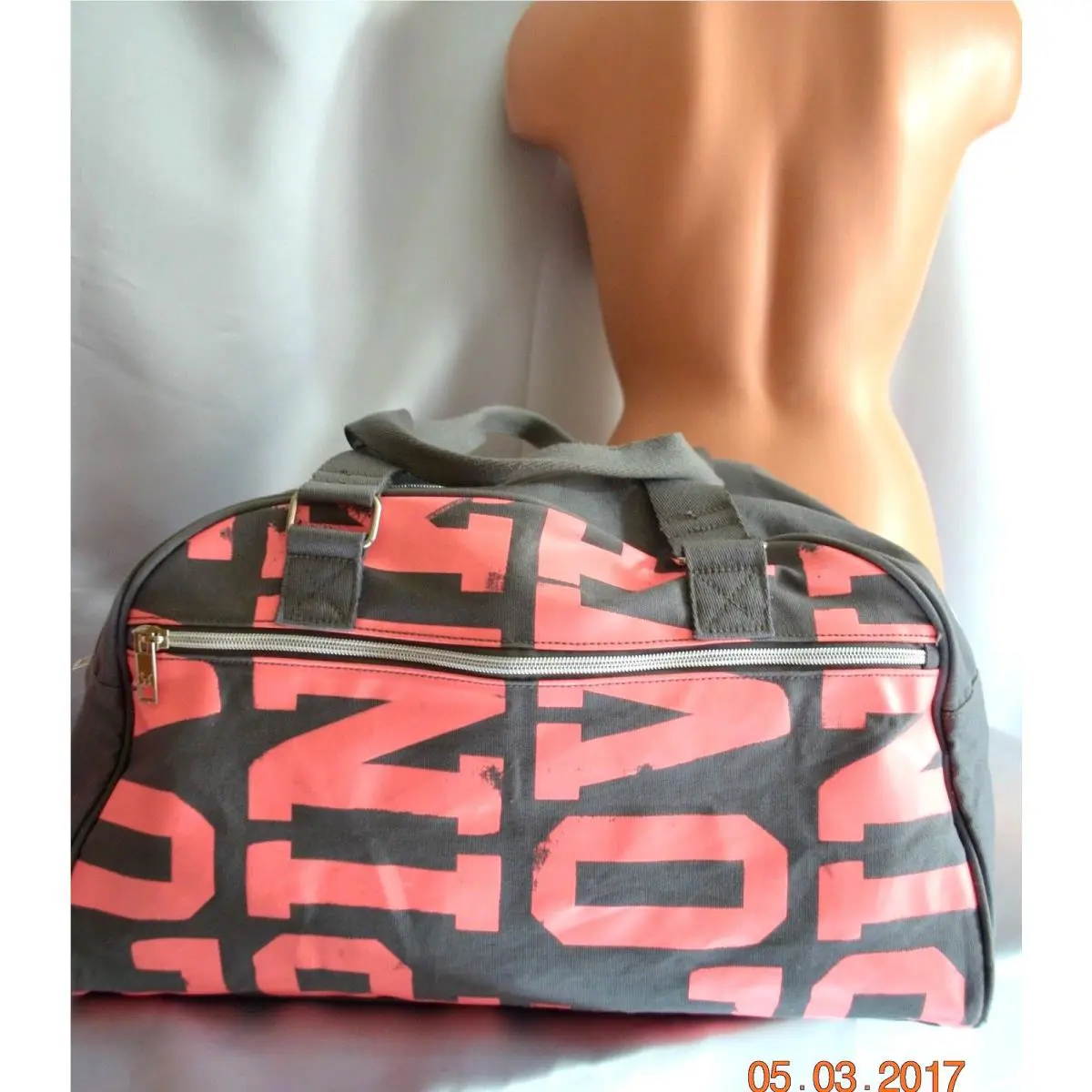 Victorias Secret Pink Graphic Tote Bag Duffle Carry On Gym Bag Luggage