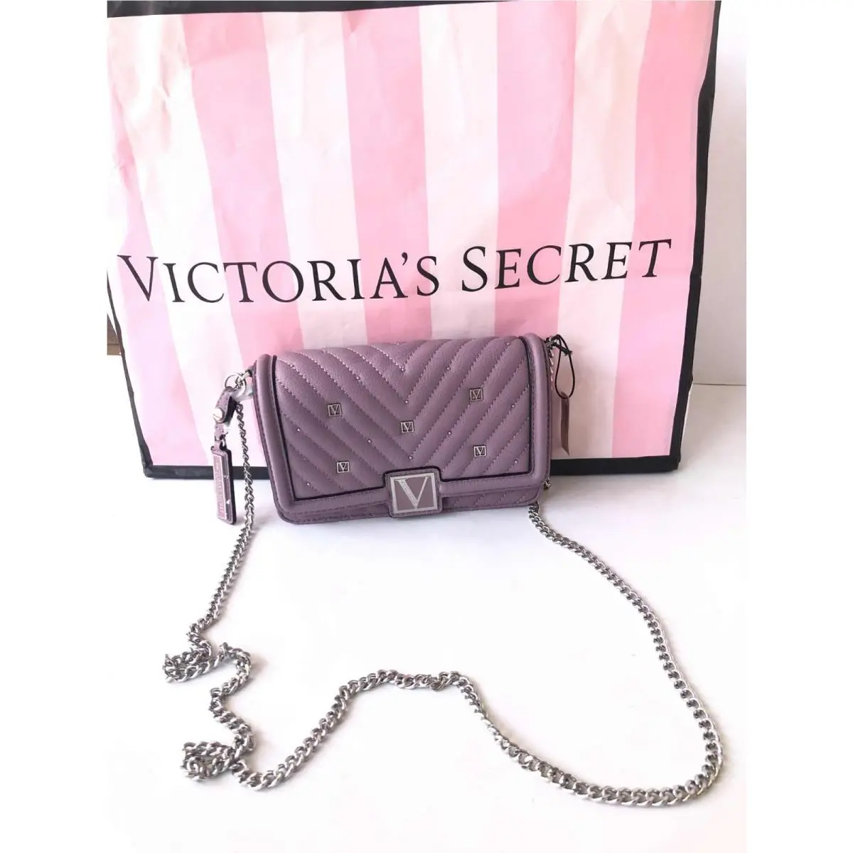 Victoria`s Secret Mini Shoulder Bag Purse Crossbody V Quilt Logo in Lavender