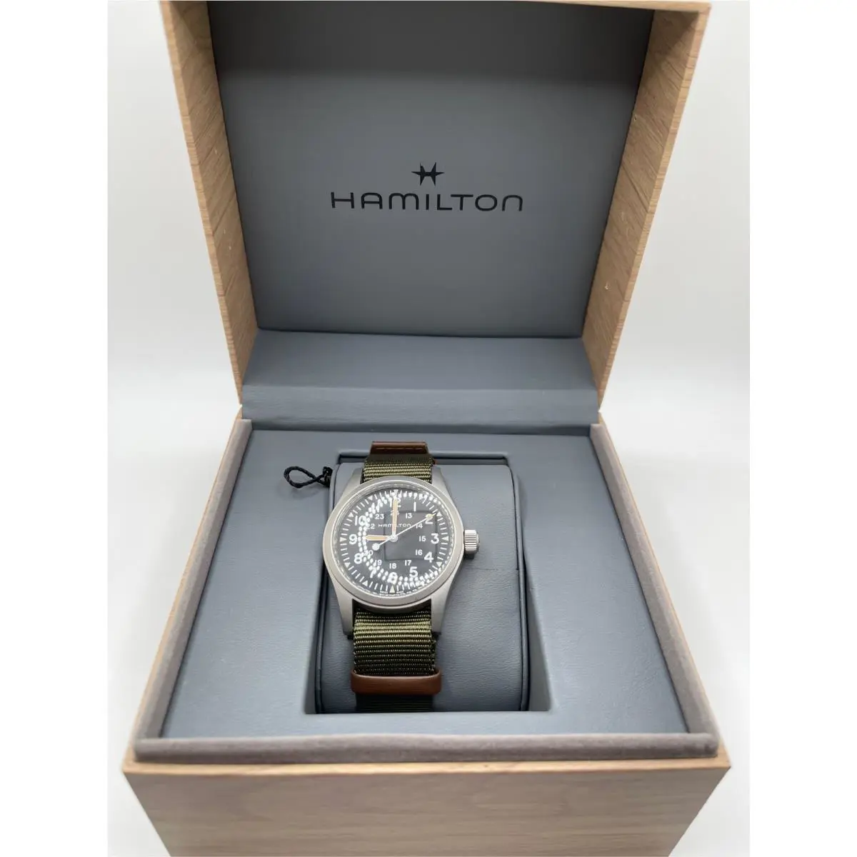 Hamilton Khaki Field Mechanical Men`s Watch 38mm Stainless Steel Case Swiss Ma