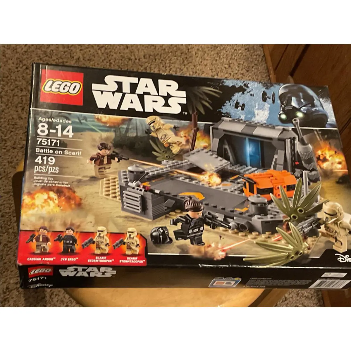 Lego Star Wars 75171 Battle on Scarif Building Set Box May Show Slight Wear