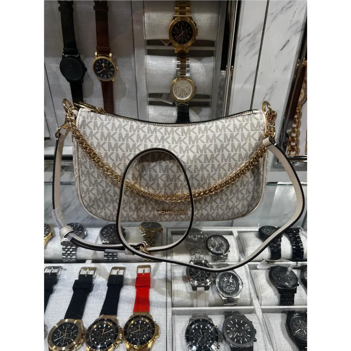 Michael Kors Carmela Medium Handbag Crossbody Bag Handbag Purse Shoulder Women