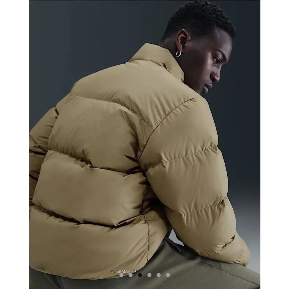 Nike clothing - Sportswear - Sportswear - Gold 1