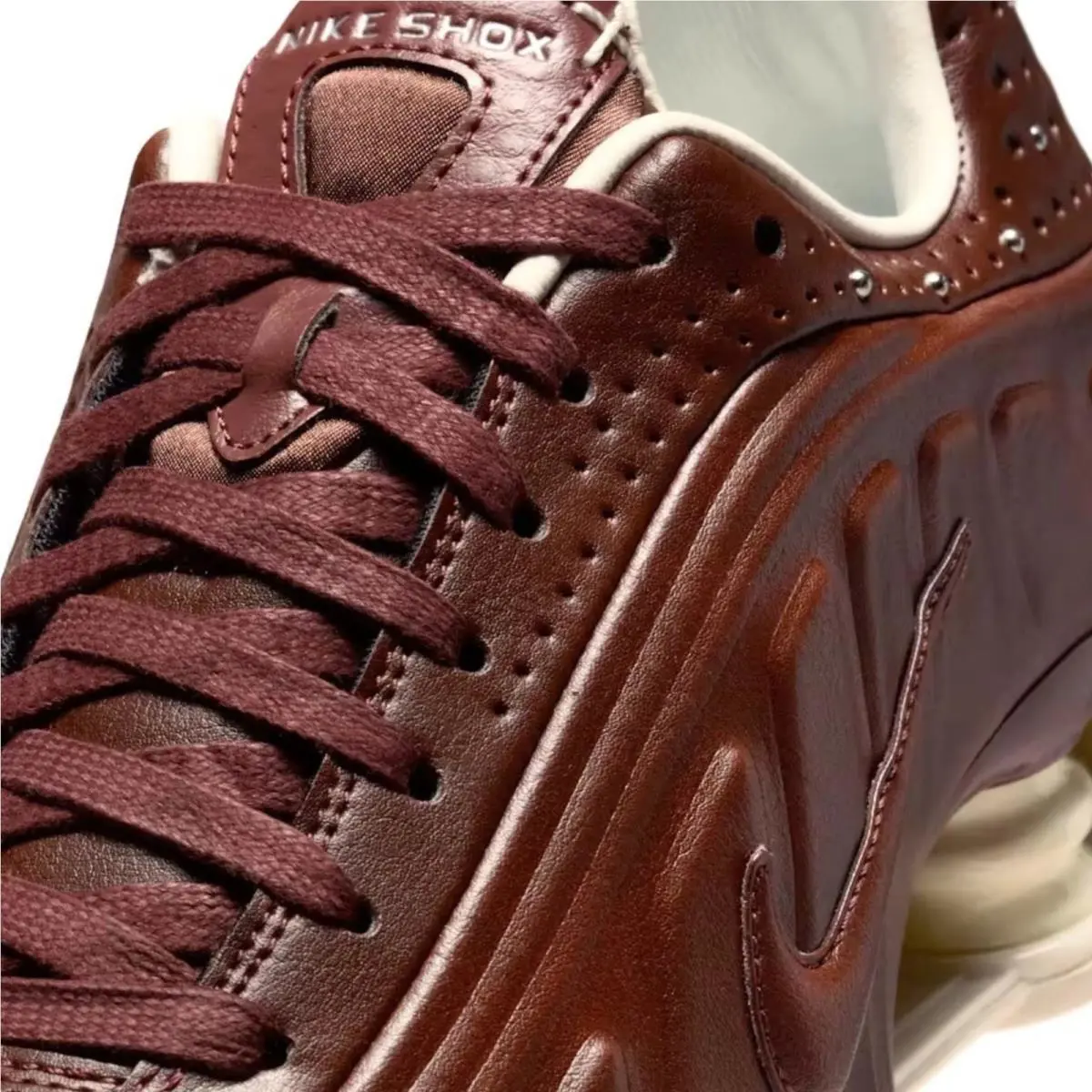 Nike shoes - Nike Shox - Shox - Red, Manufacturer: Dark Pony/Soft Pearl/Pure Platinum/Dark Pony 6
