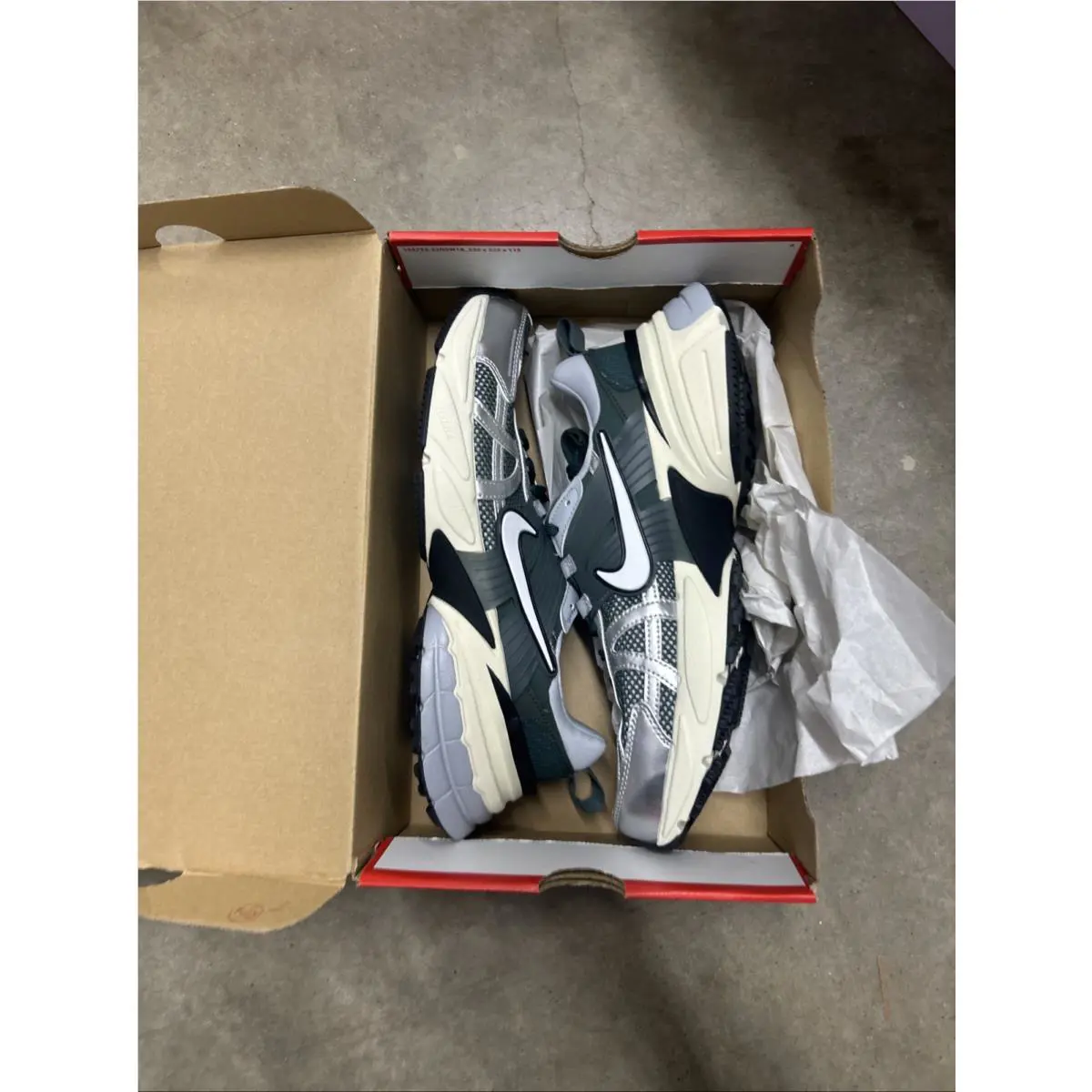 Nike shoes - Nike V2K Run - Run - HJ4497-300 - Green 0
