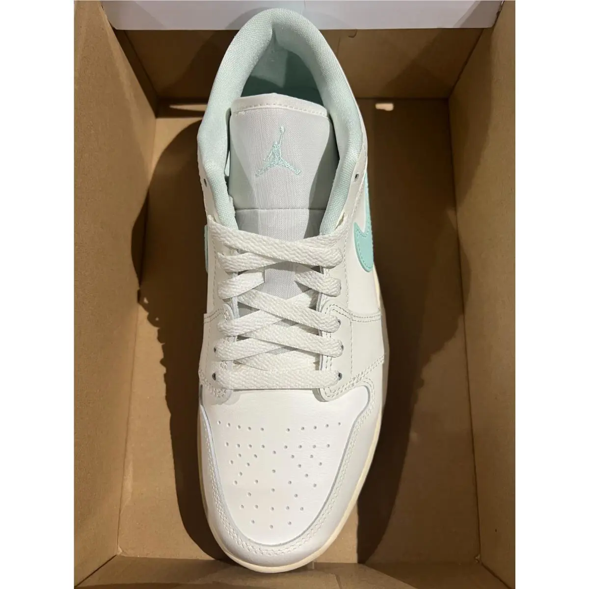 Nike shoes - SAIL/GLOO 2