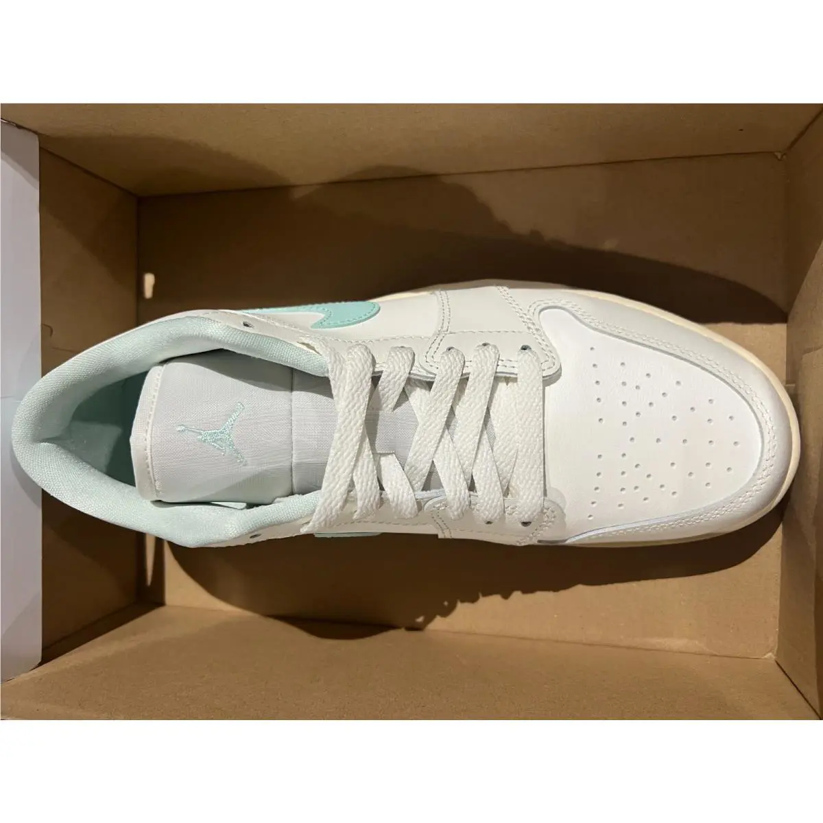 Nike shoes - SAIL/GLOO 7