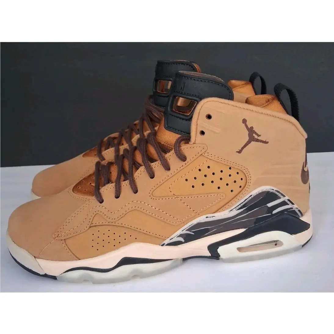 Nike shoes - Air Jordan 5 - Air - Flax/baroque brown/black 11