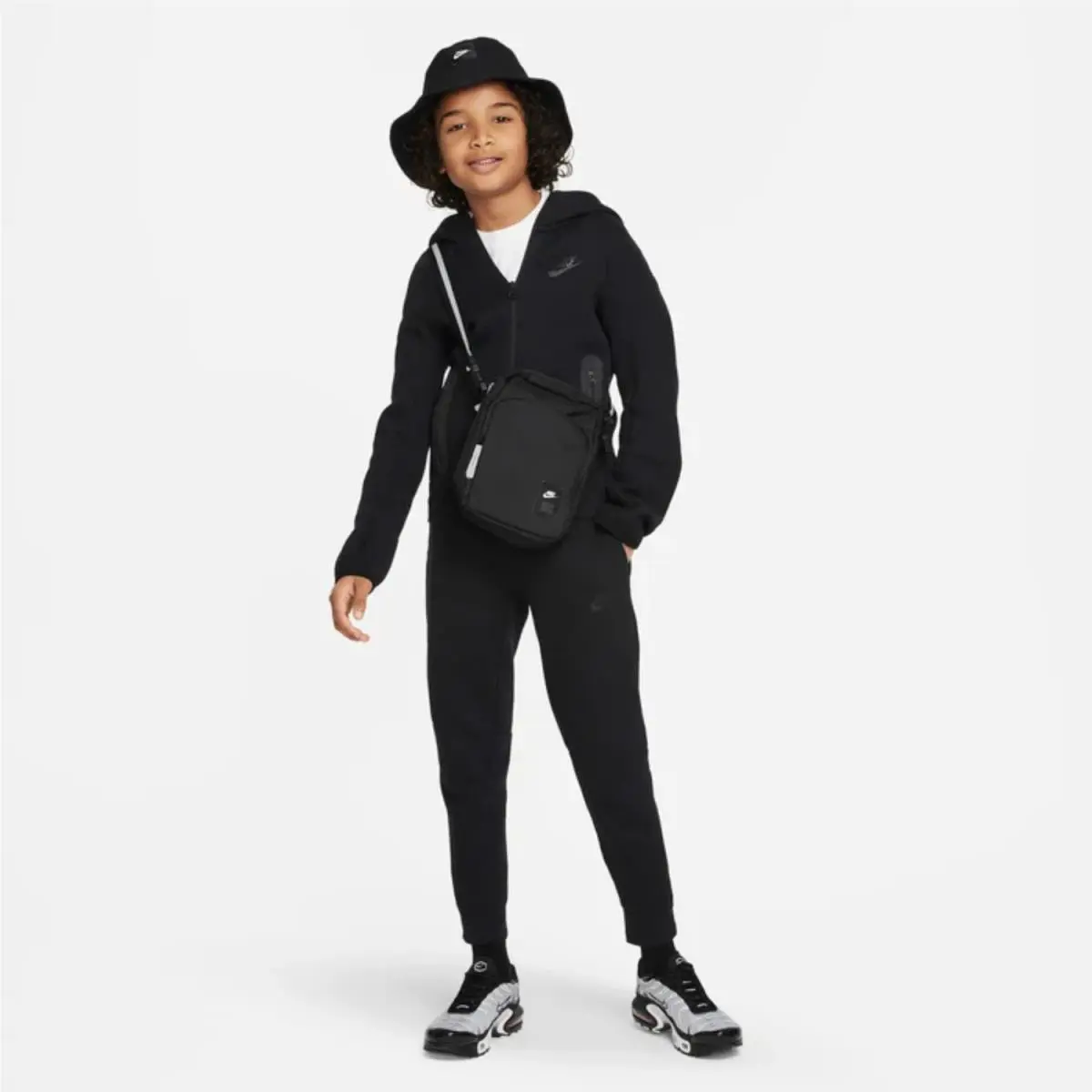 Nike clothing - FD3287-010 - FD3287-010 - Black 4