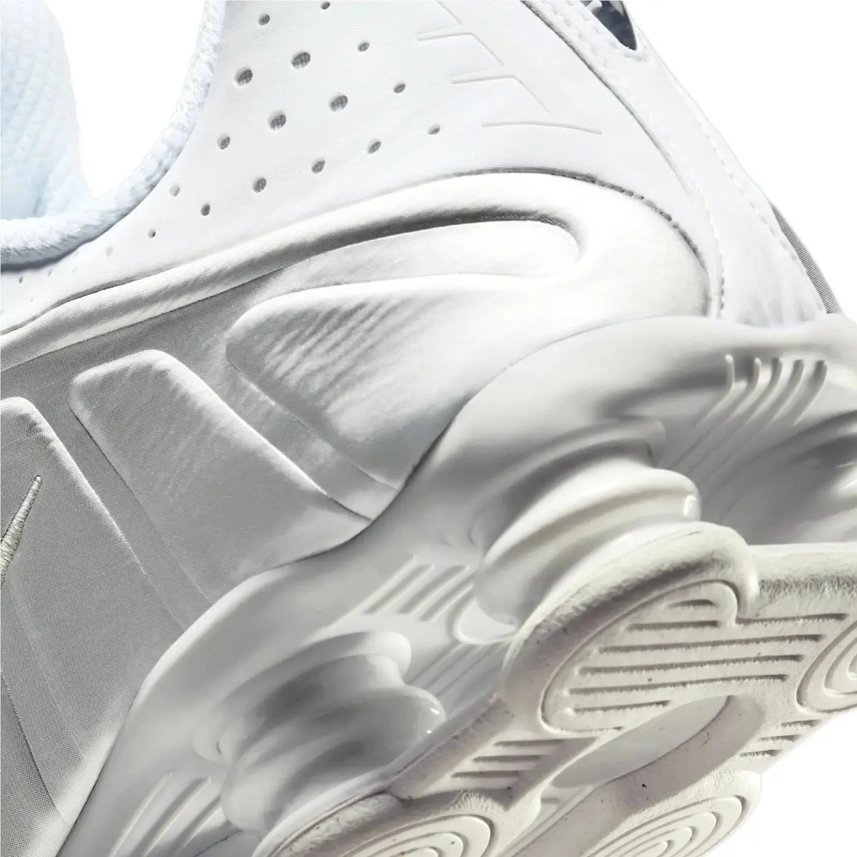 Nike shoes - Nike Shox - Shox - Silver, Maufacturer: White/White/Bright Crimson/Metallic 4