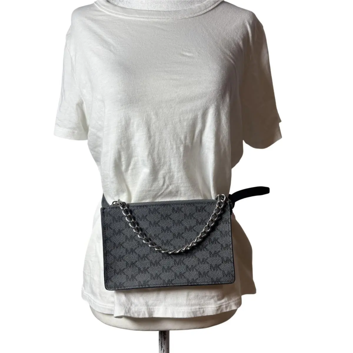 Michael Kors MK Fanny Pack Belt with Pull Chain Black/grey Sz: Large