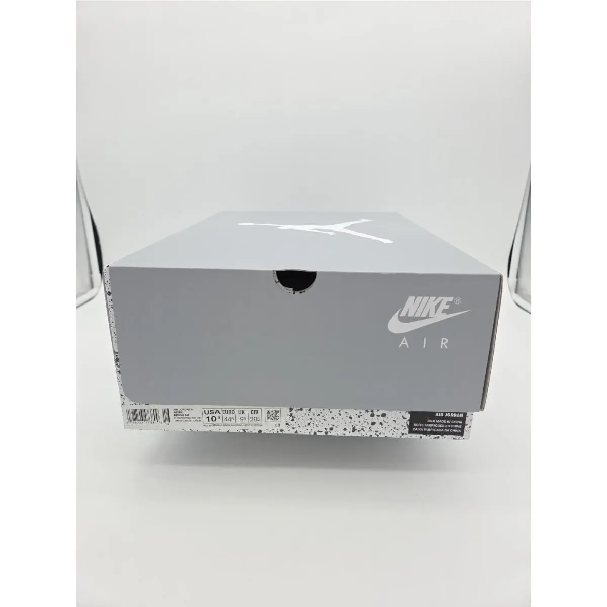 Nike shoes - DD0587002 - DD0587-002 - Gray (UPC: 008843073809) 2