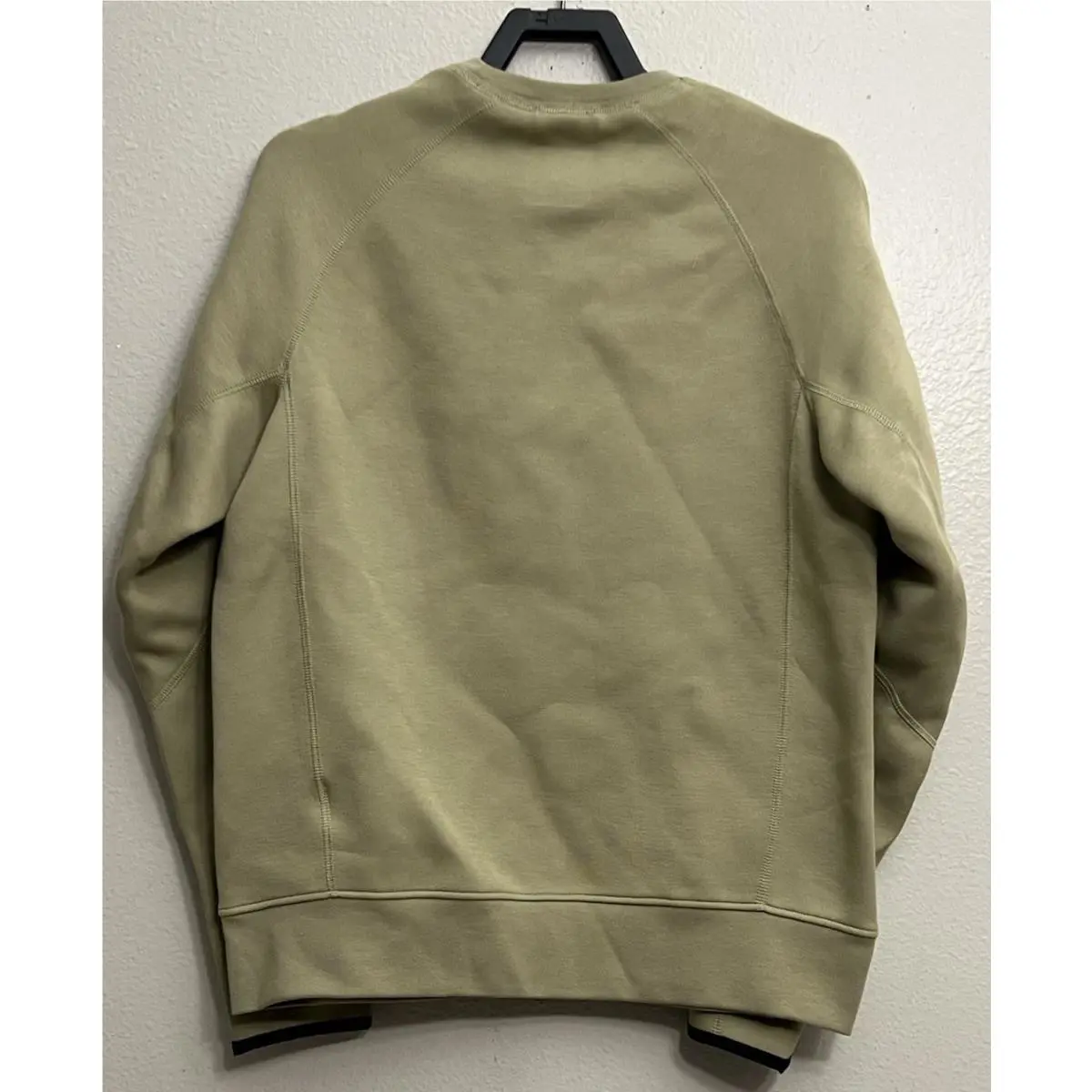 Nike clothing - FB7916-276 - FB7916-276 - Neutral Olive (UPC: 197597278445) 3