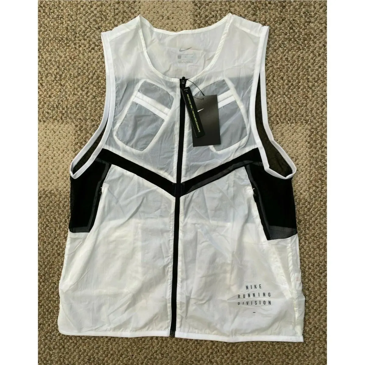 Nike Vest Run Division Pinnacle Running Rain Packable DA1319 Men`s Large L