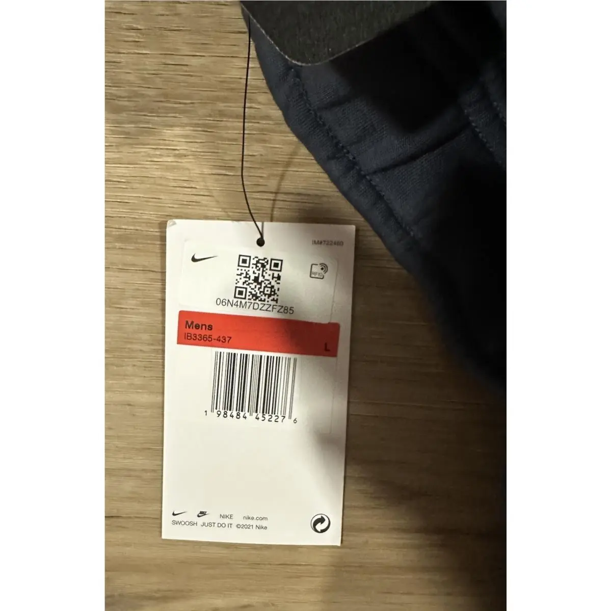 Nike clothing - 437 - Thunder Blue (UPC: 198484452276) 7
