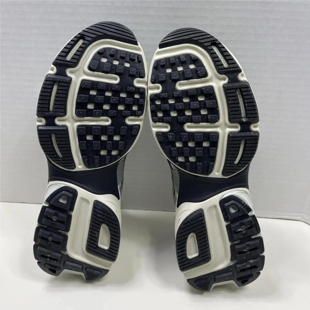 Nike shoes - Nike V2K Run - Run - FN6703-003 - Gray 3