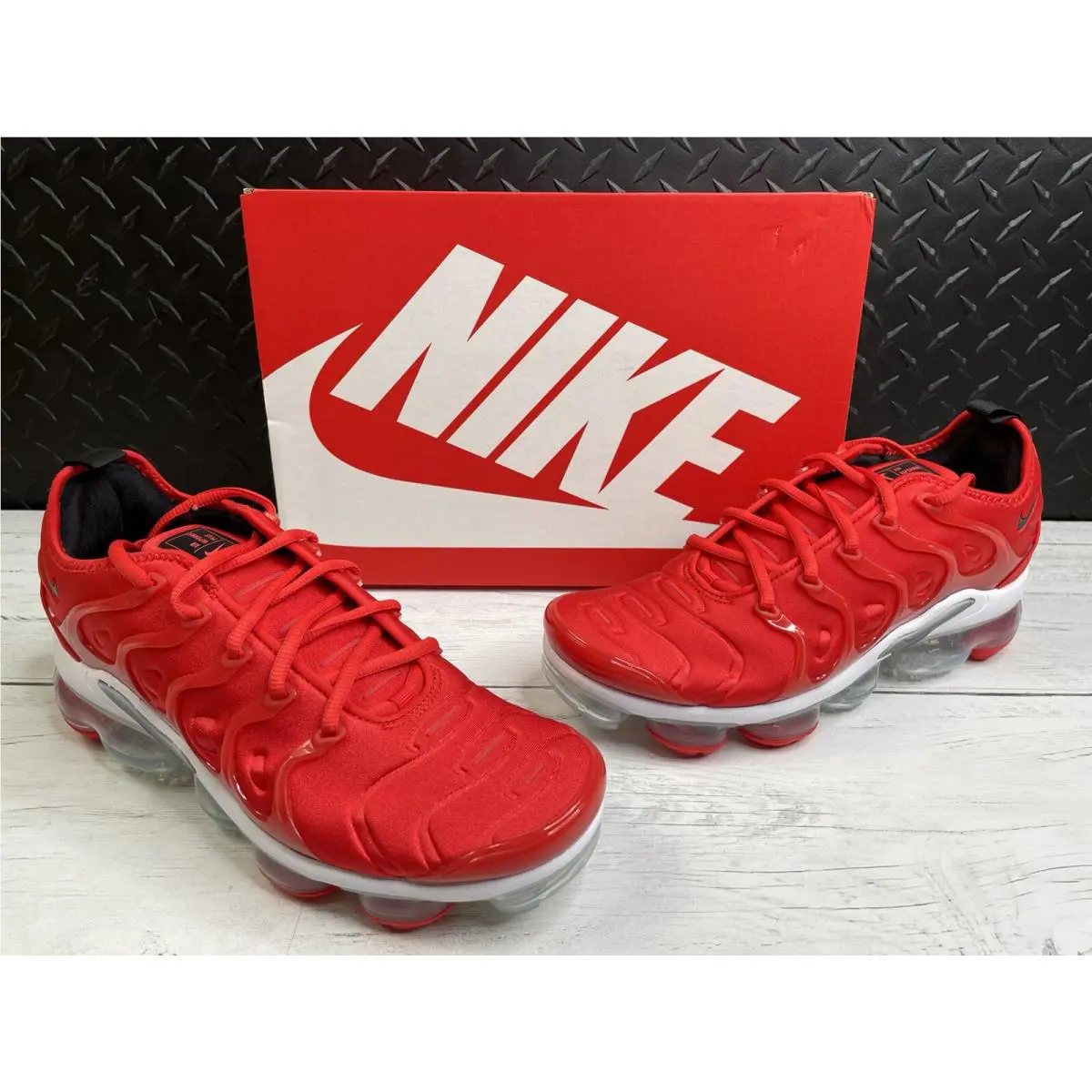 Nike shoes - Nike Air Vapormax Plus - Air Vapormax Plus - DO1160-600 - Red (UPC: 0195243766476) 0