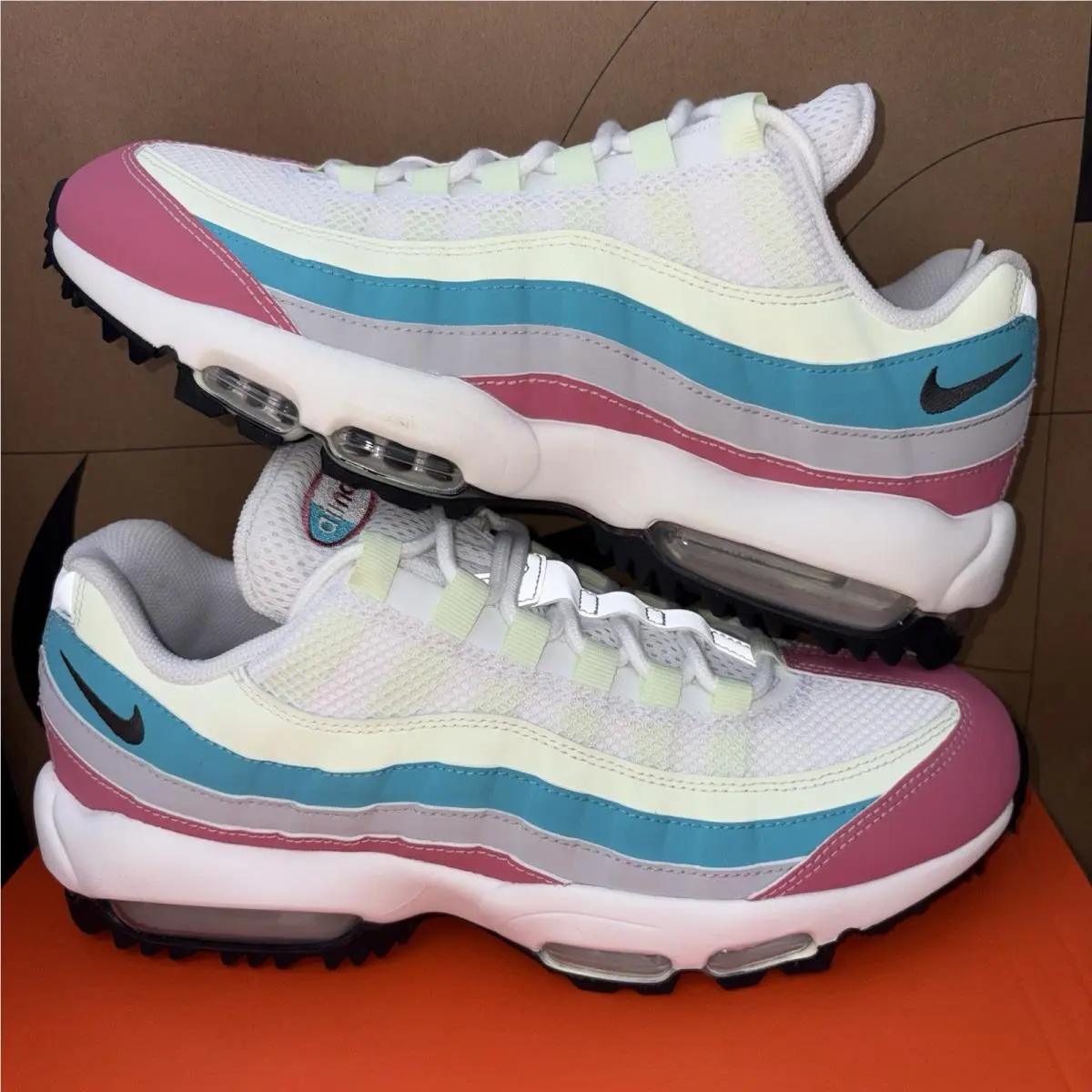 Nike shoes - Nike Air Max `95 G - HV4696-600 - Fierney 0