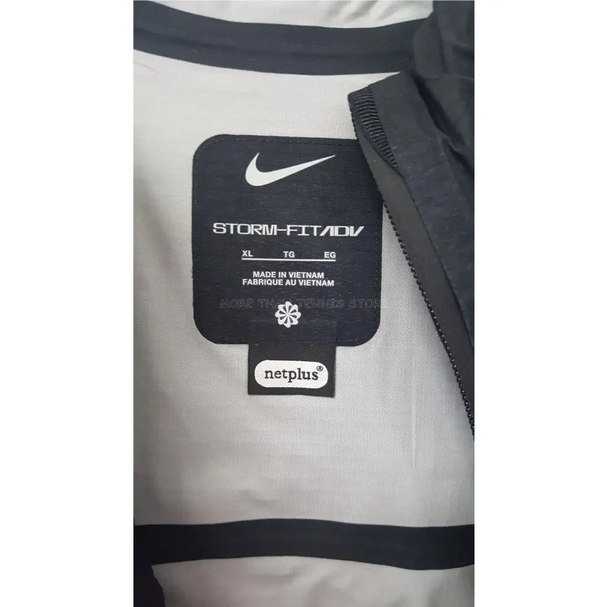 Nike clothing - Sportswear - Sportswear - FV6406010 - Black 9